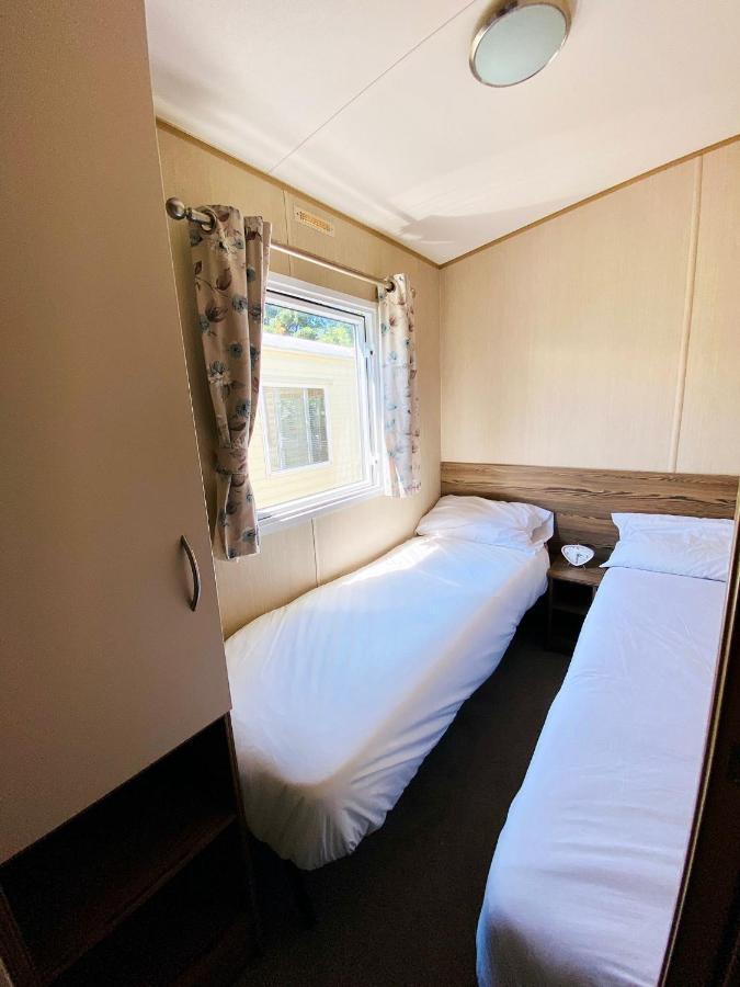 Dizzard 23 Hotell Bridgerule Eksteriør bilde