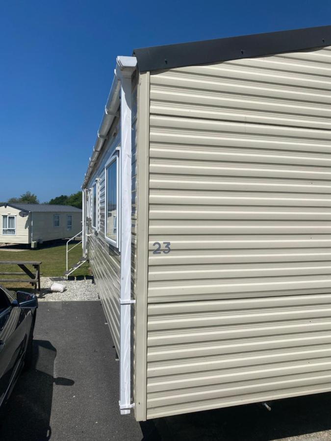 Dizzard 23 Hotell Bridgerule Eksteriør bilde